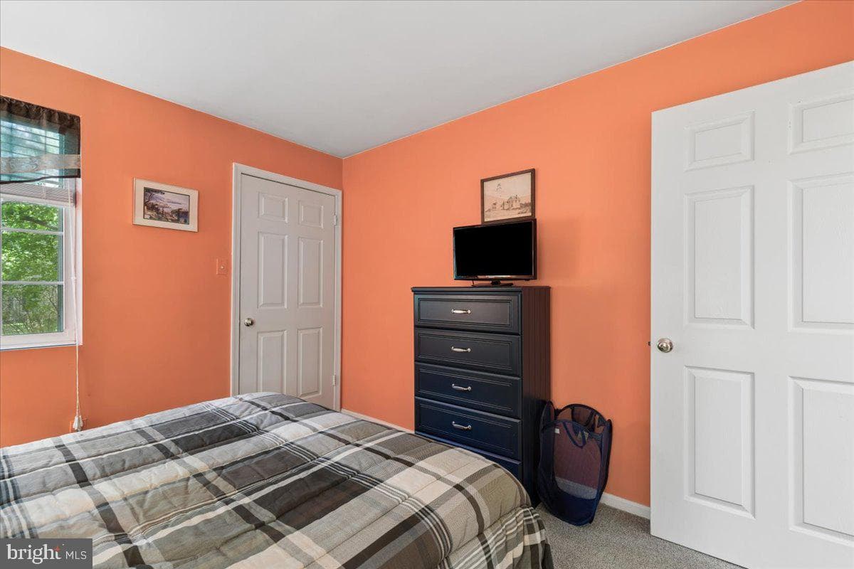402 Rockfleet Road #102 photo 37