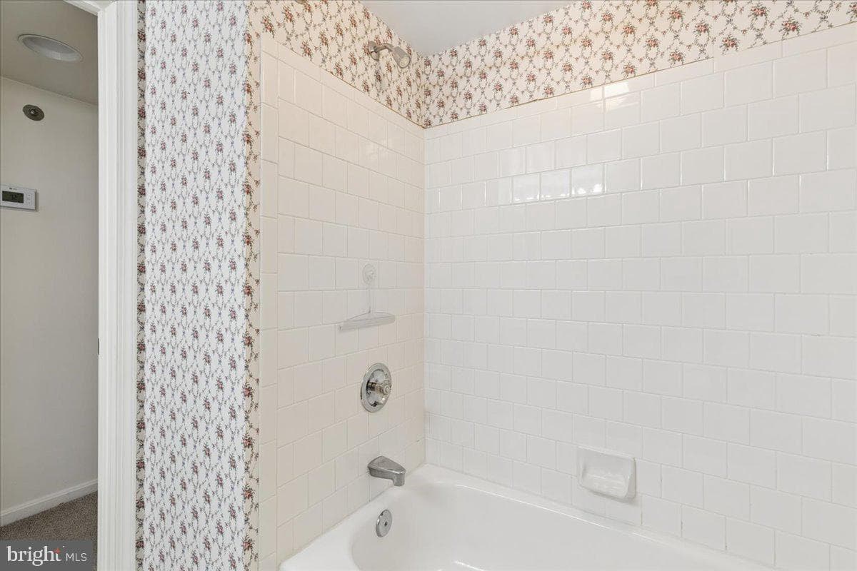 402 Rockfleet Road #102 photo 41
