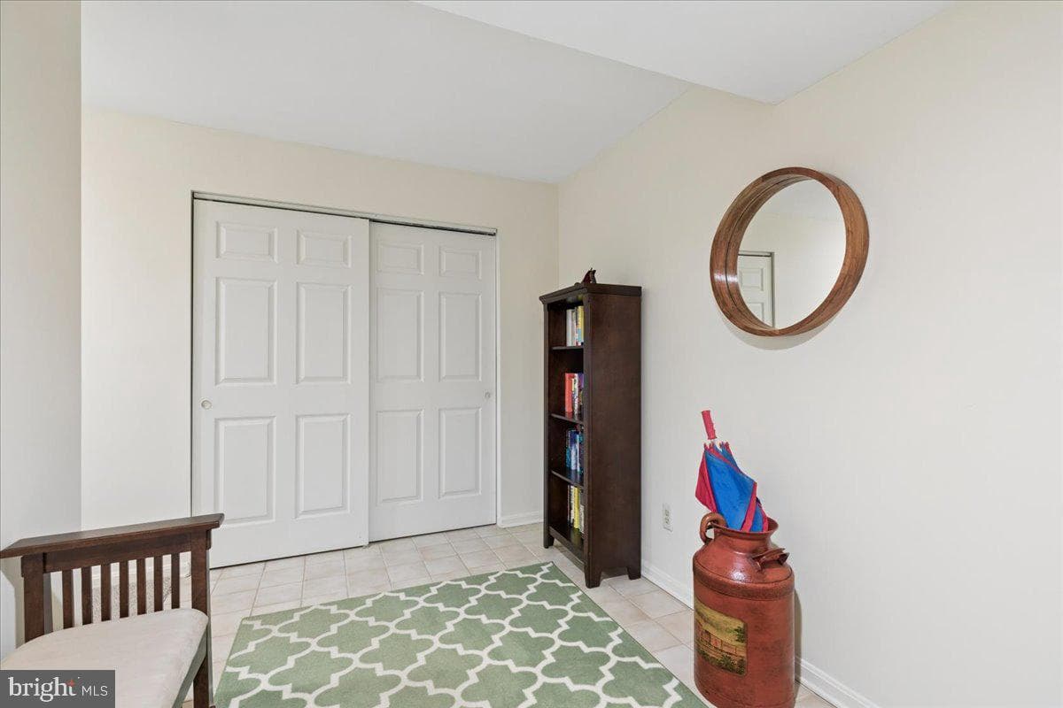 402 Rockfleet Road #102 photo 8