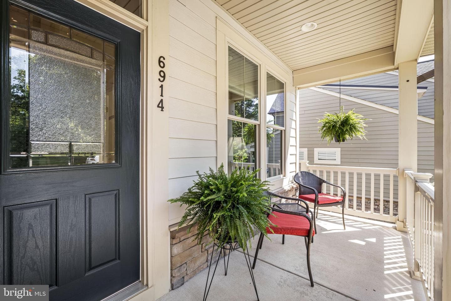 6914 Summit Circle photo 4