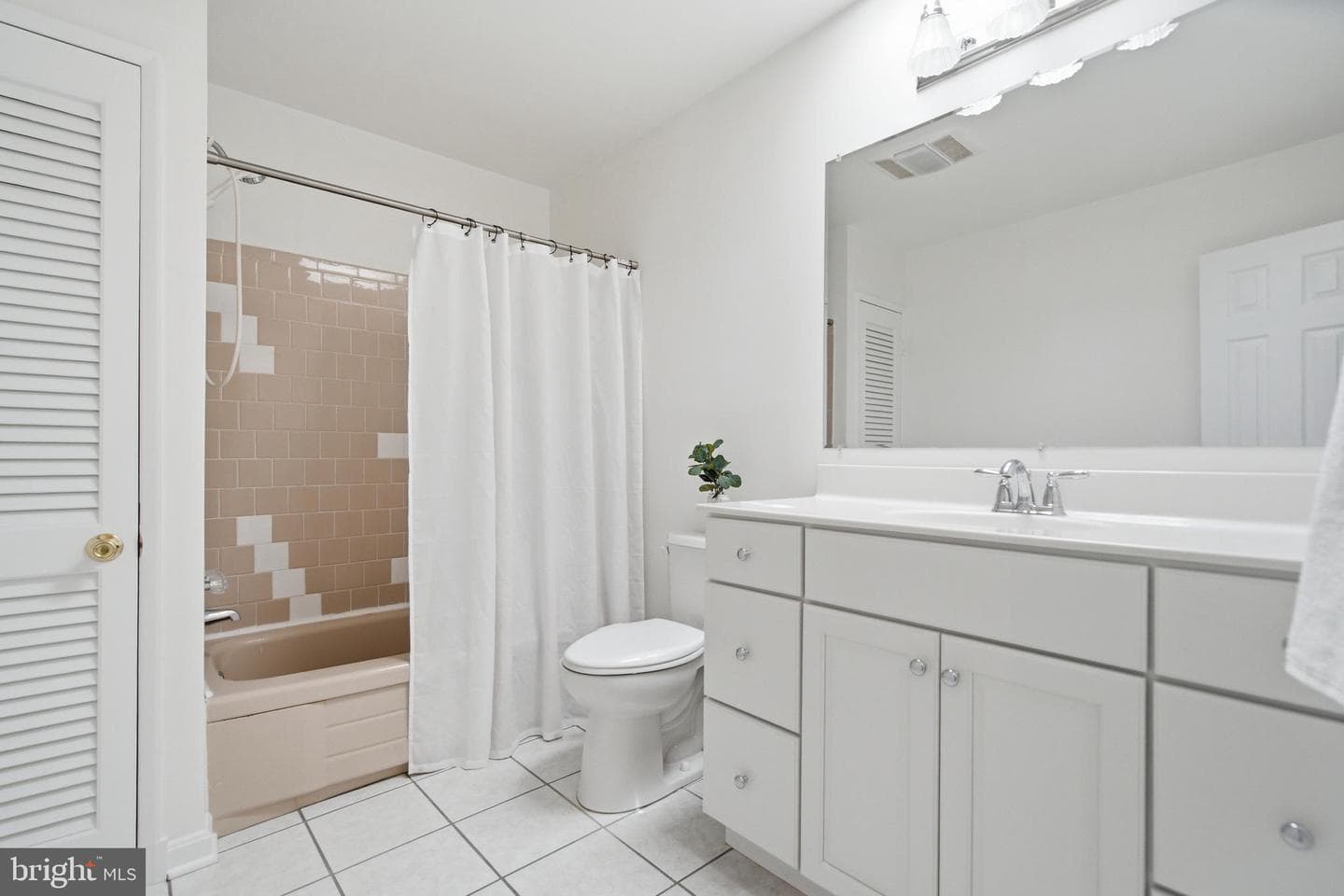 220 Solway Road photo 19