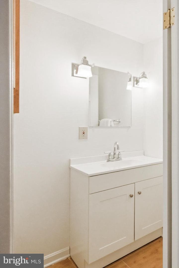 220 Solway Road photo 22