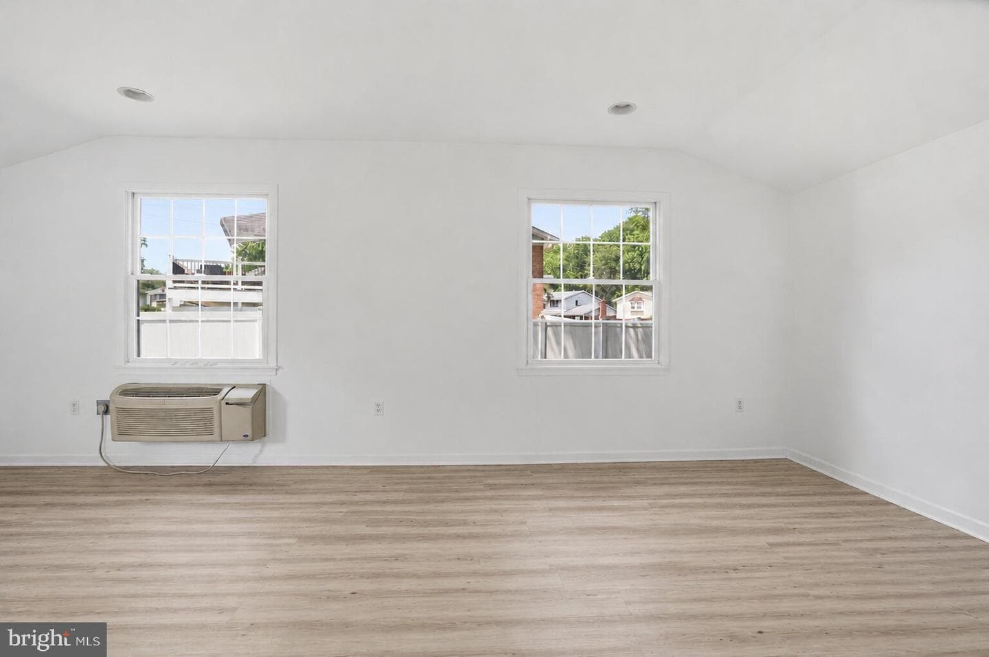 220 Solway Road photo 26