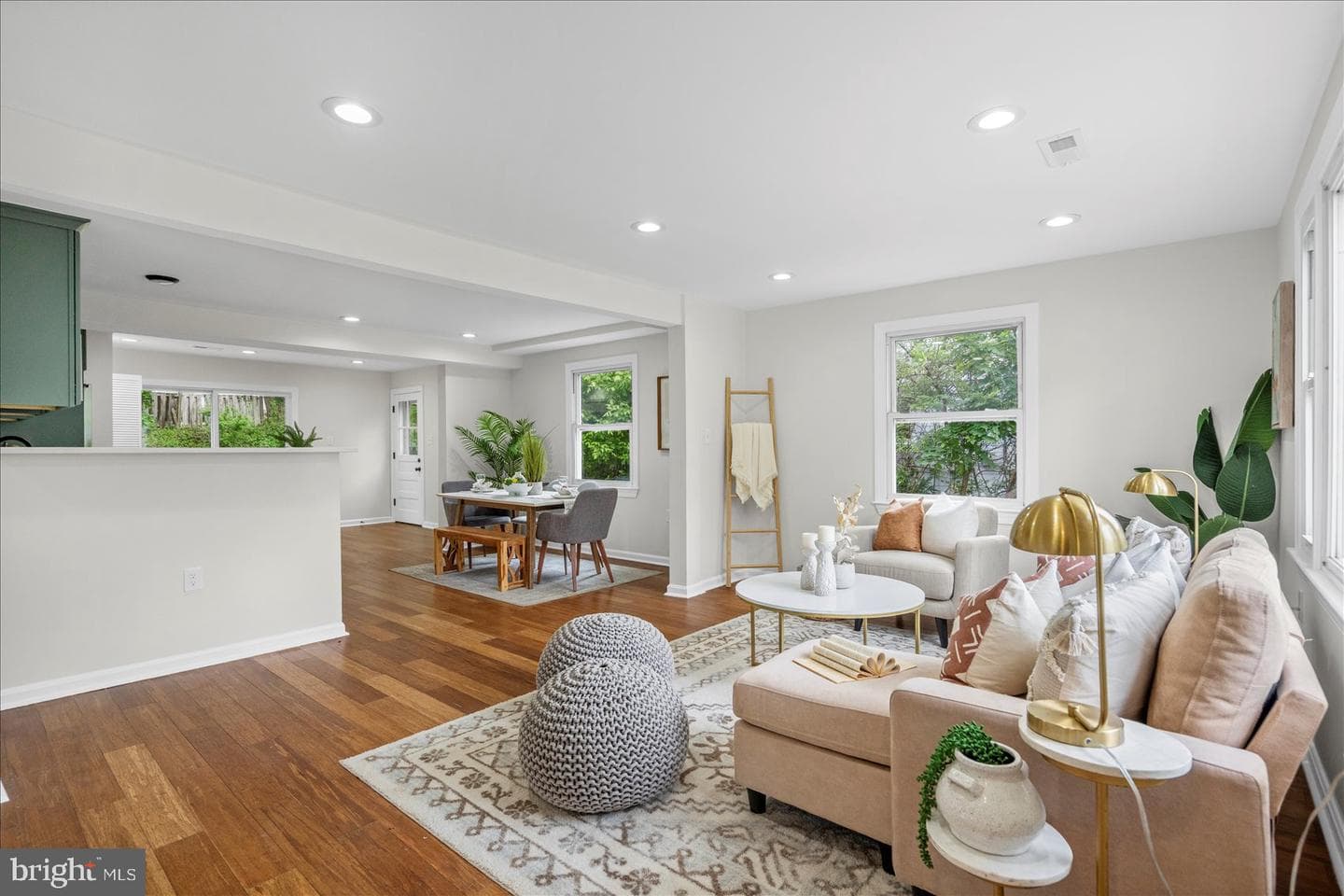 741 Leafydale Ter photo 19