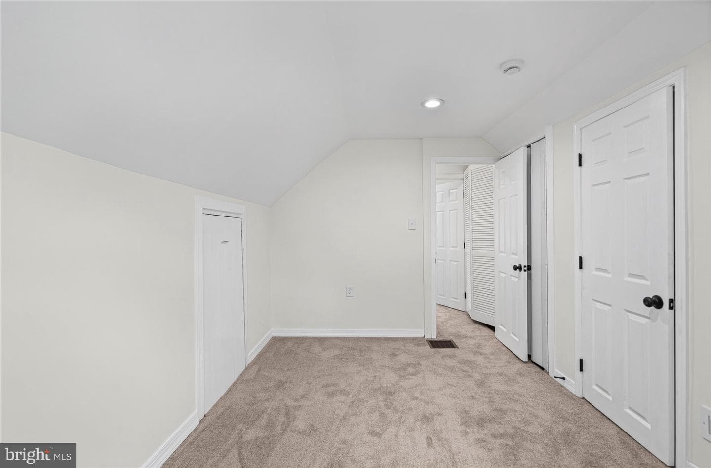741 Leafydale Ter photo 28