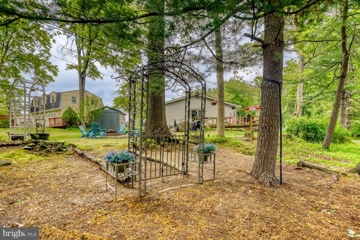11 Lake Forest Court photo 36
