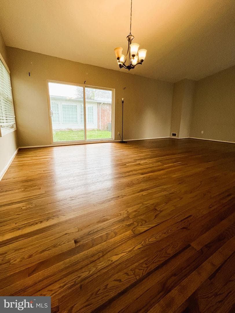 2400 Lightfoot Drive photo 14