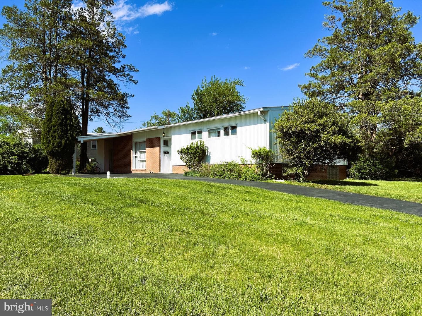 2400 Lightfoot Drive photo 29