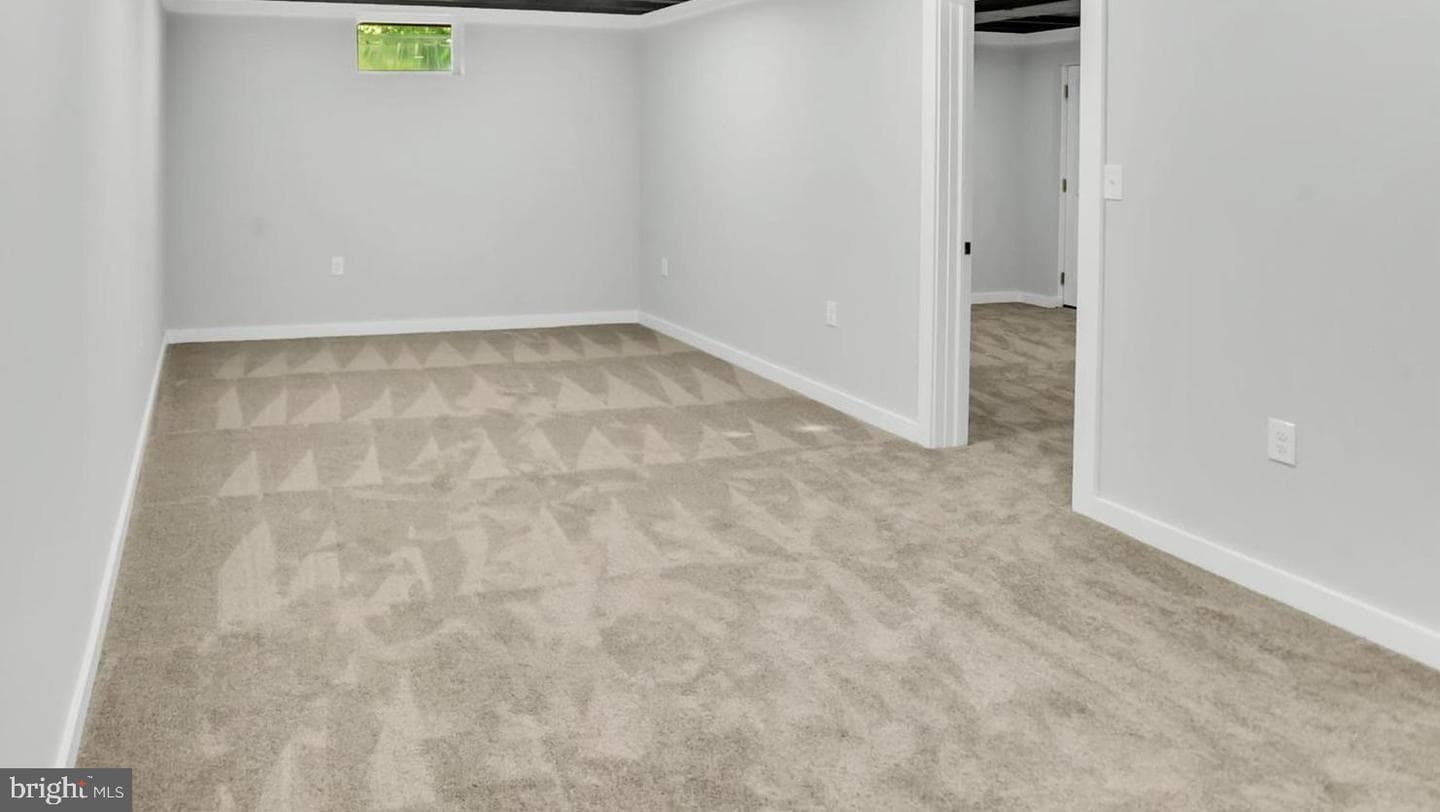 3909 Thoroughbred Lane photo 25