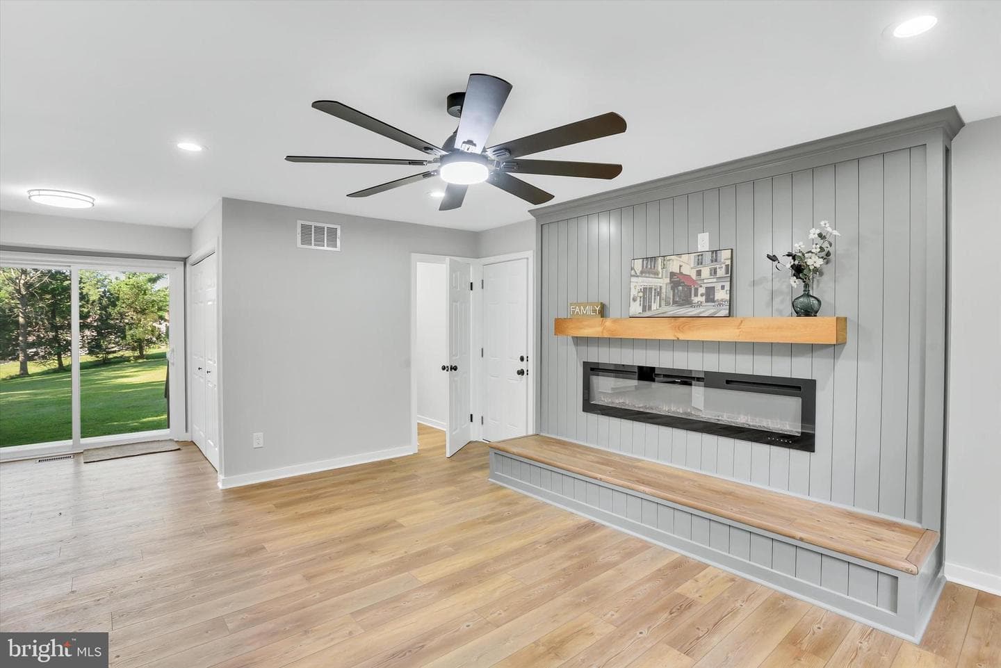 3909 Thoroughbred Lane photo 34