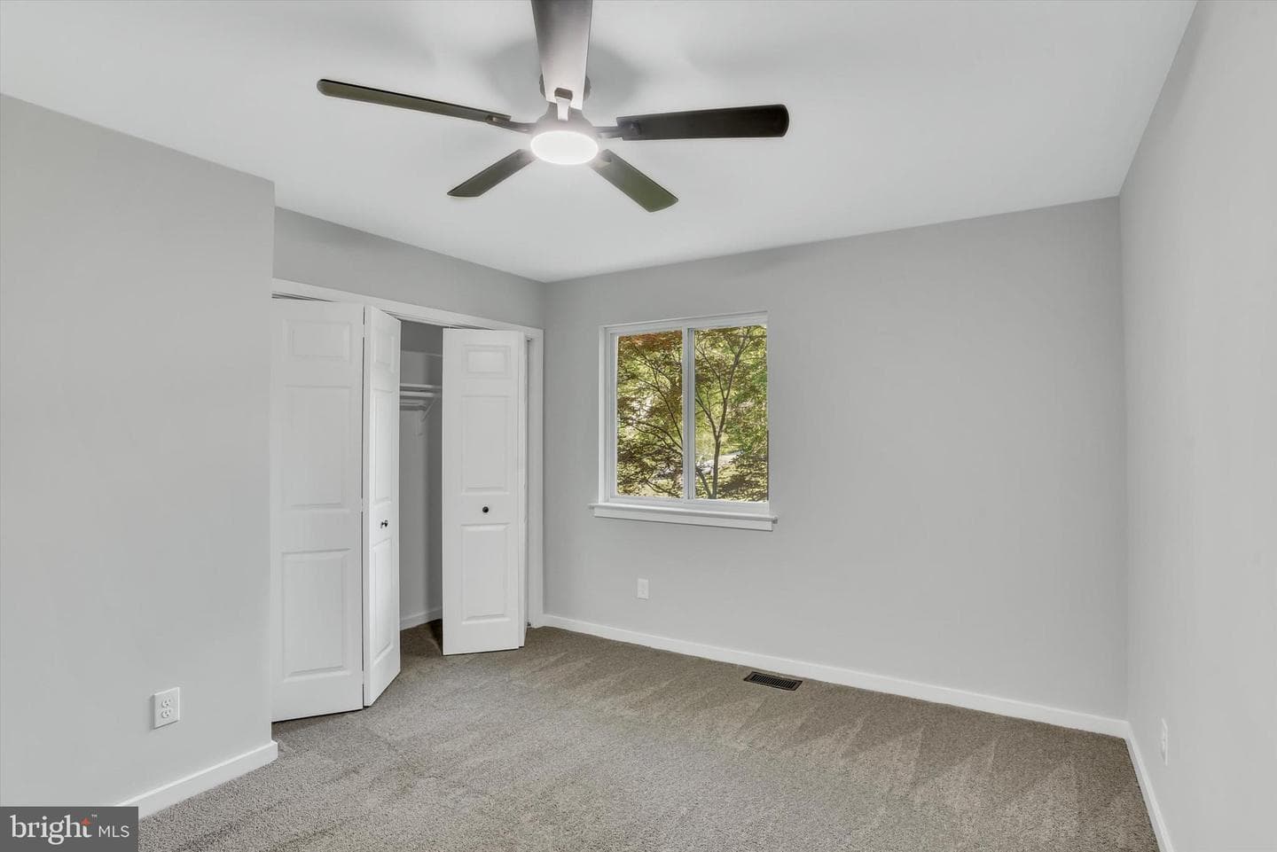 3909 Thoroughbred Lane photo 35