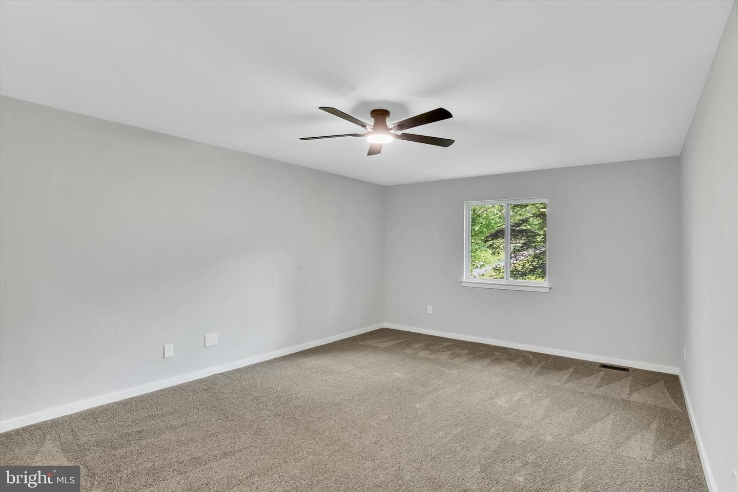3909 Thoroughbred Lane photo 38