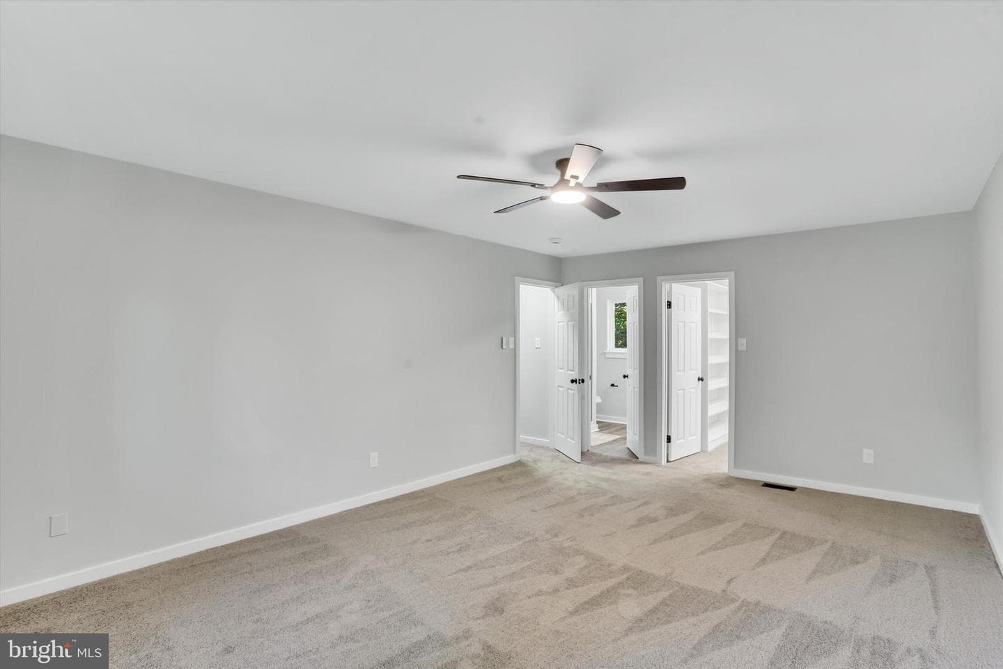 3909 Thoroughbred Lane photo 39