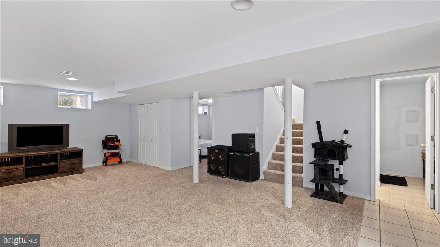 9905 Magledt Road photo 17