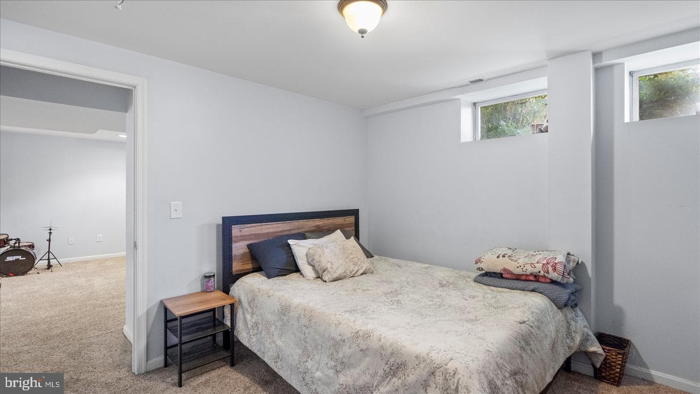 9905 Magledt Road photo 20