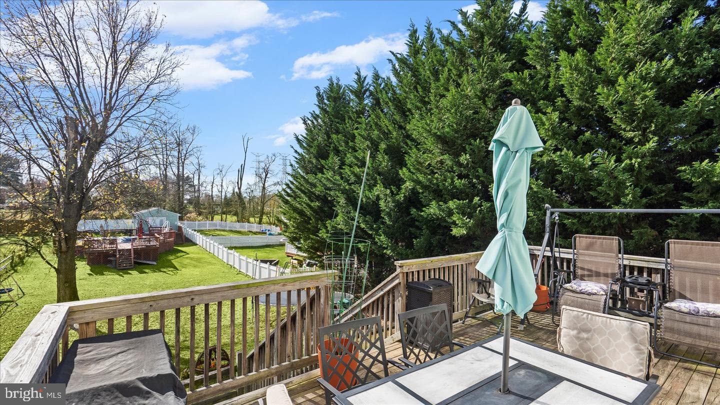 9905 Magledt Road photo 37