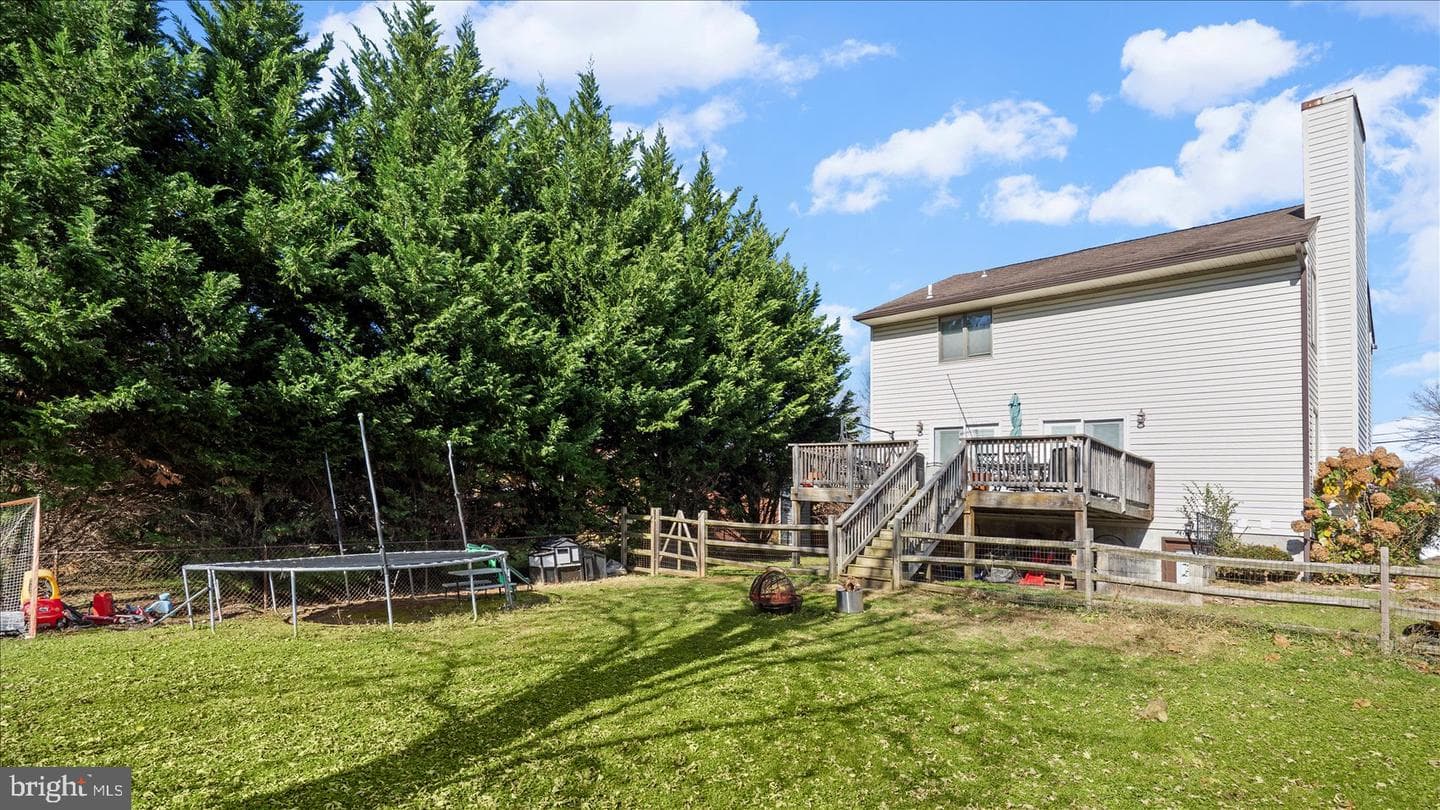 9905 Magledt Road photo 40