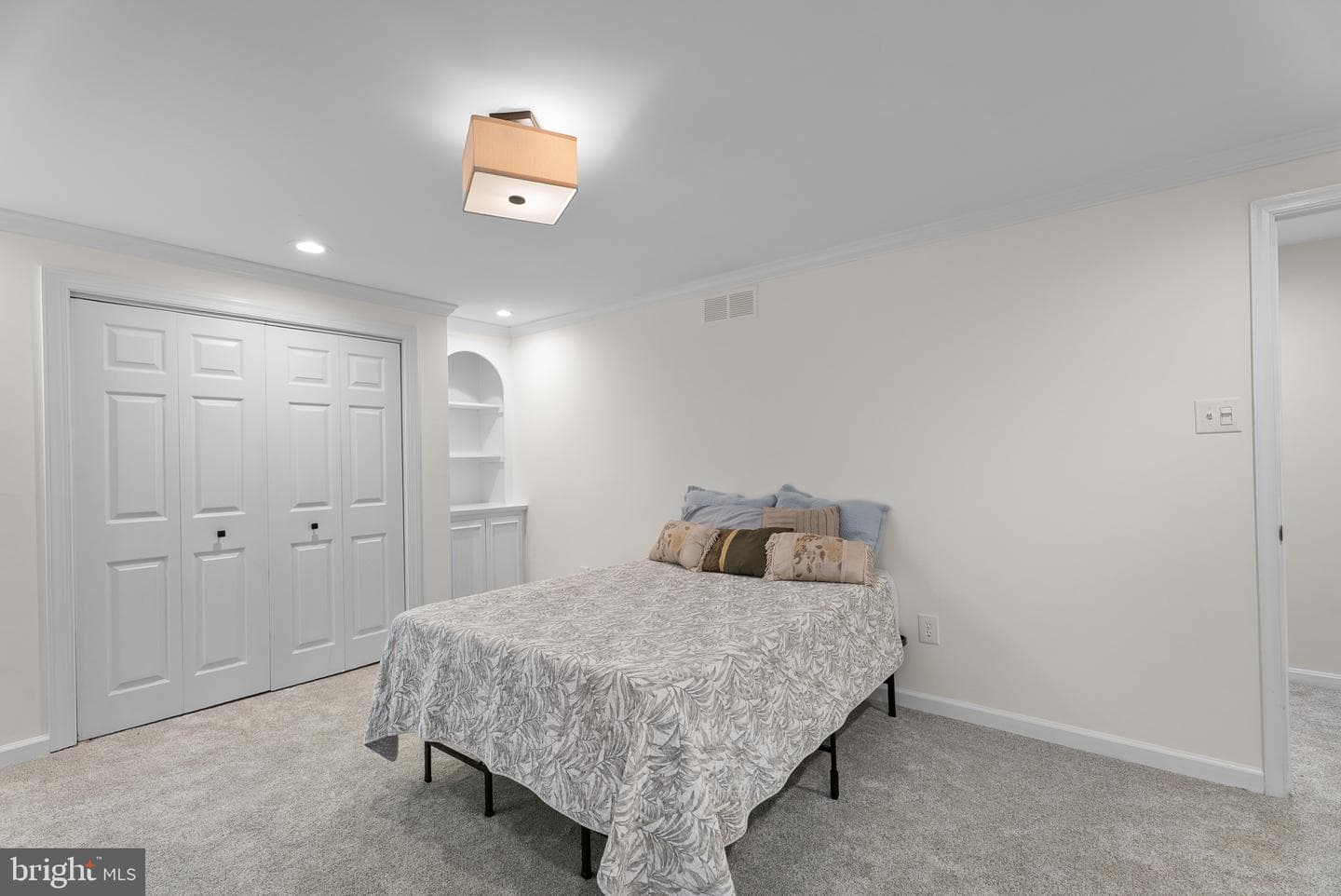 9 Folly Farms Court photo 45