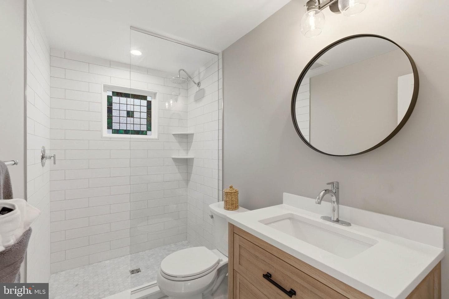 200 Ashland Road photo 53