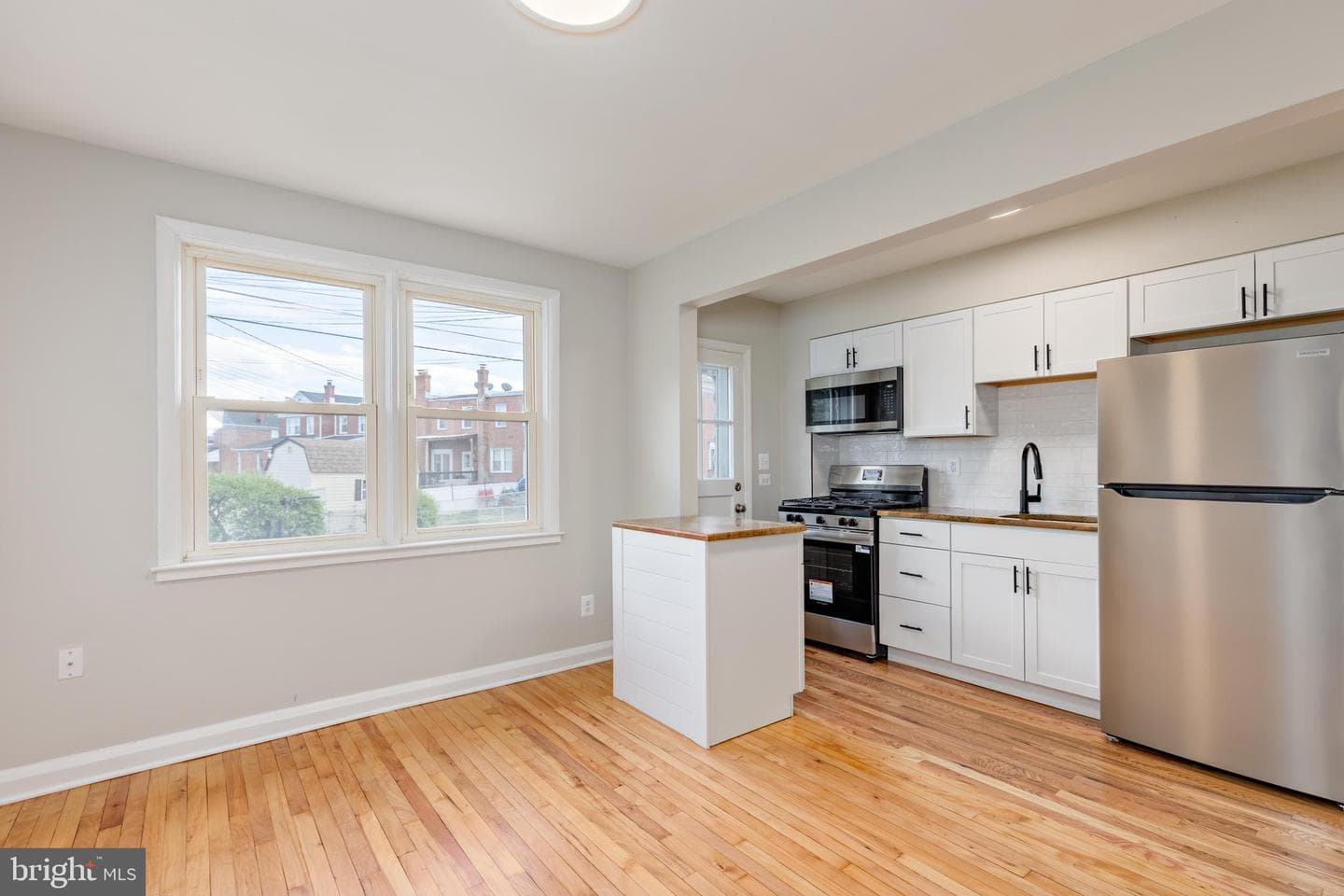 6913 Broening Road photo 7