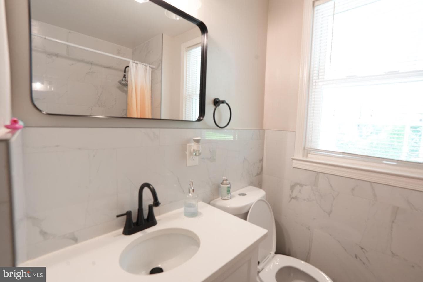 6205 Marglenn Avenue photo 16