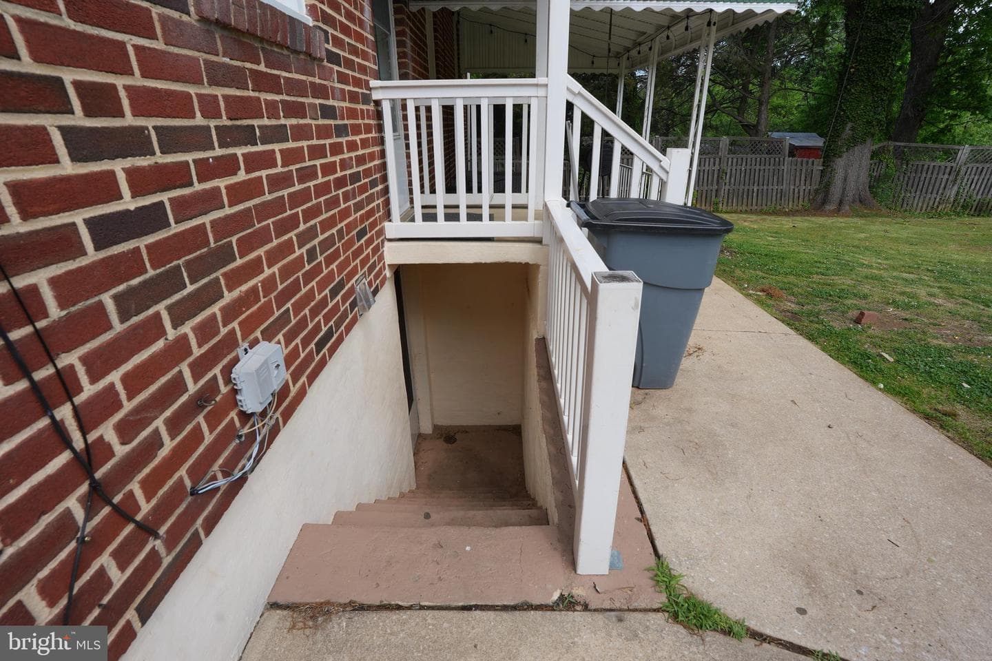 6205 Marglenn Avenue photo 28