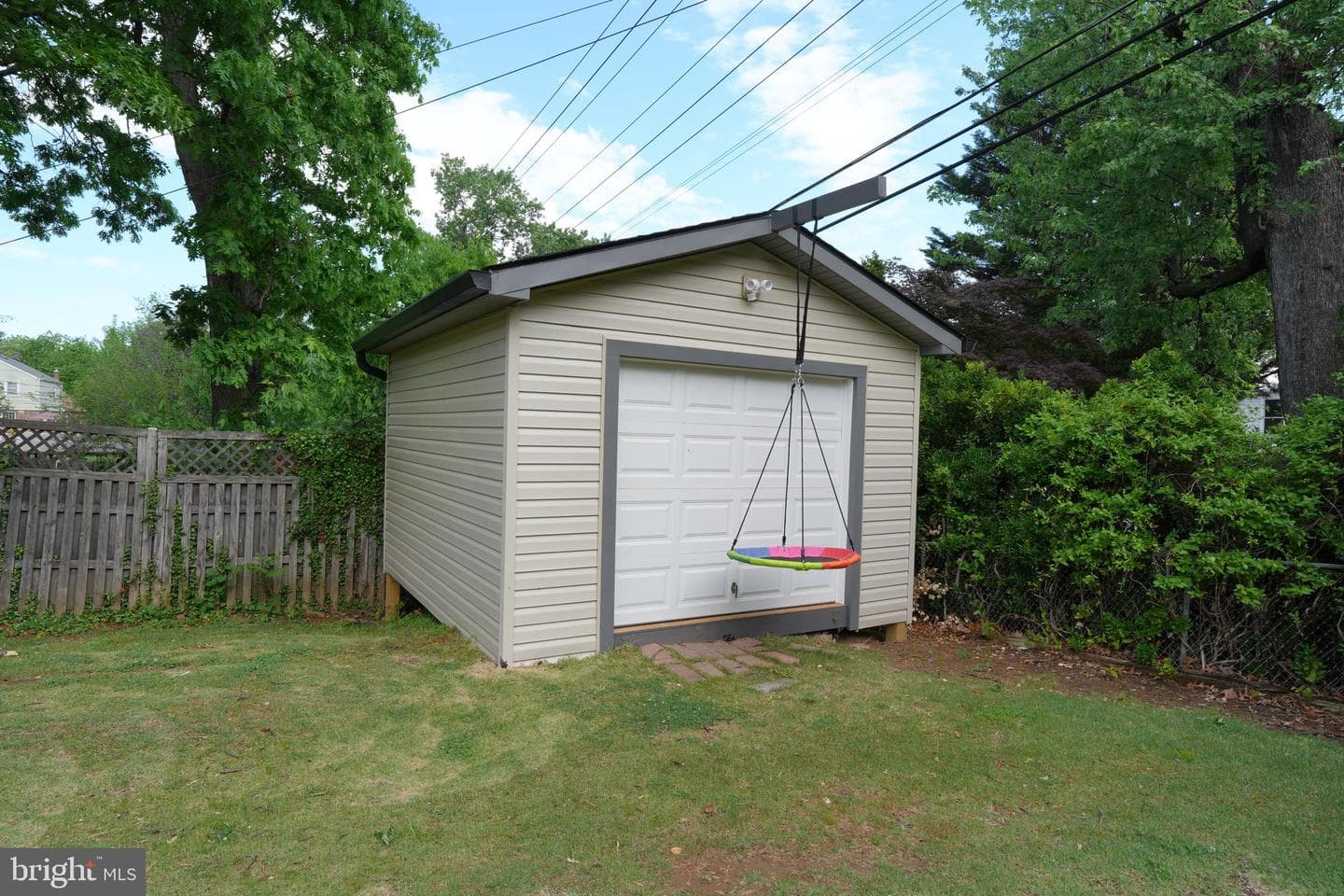 6205 Marglenn Avenue photo 32