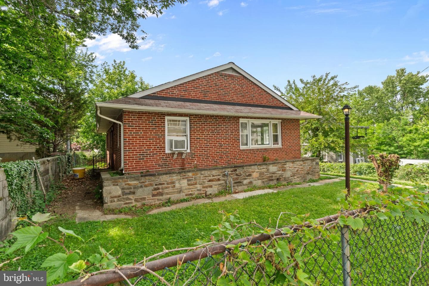 7806 Wendover Avenue, Parkville