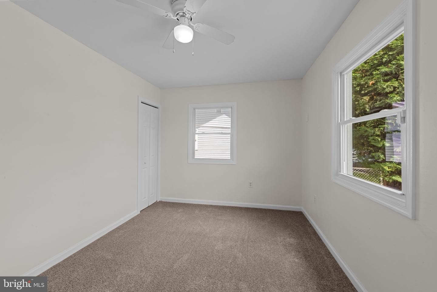 24 Yawmeter Drive photo 11
