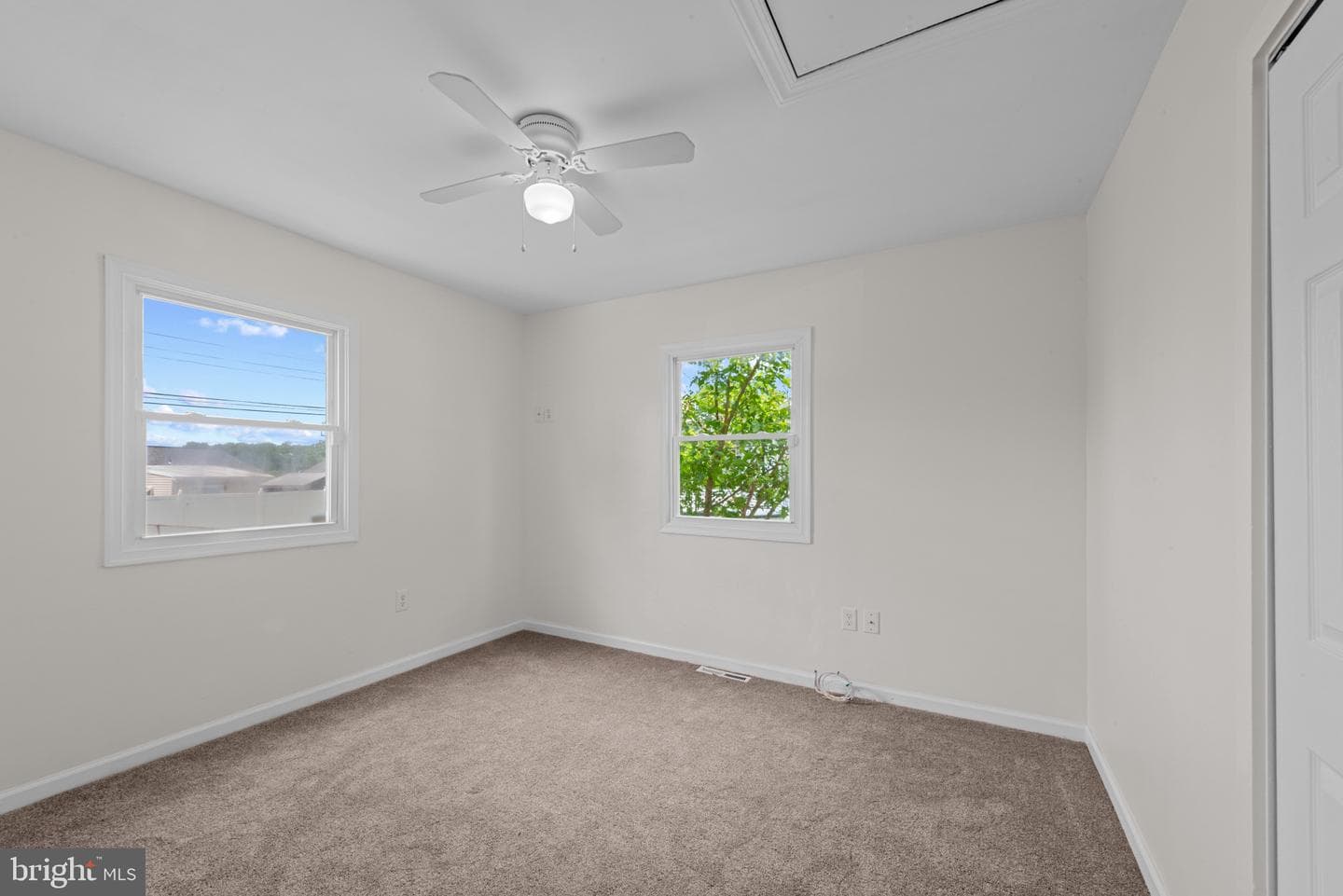 24 Yawmeter Drive photo 12