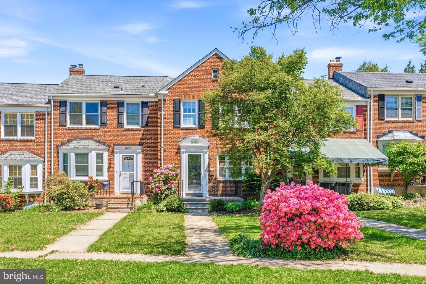 7037 Heathfield
