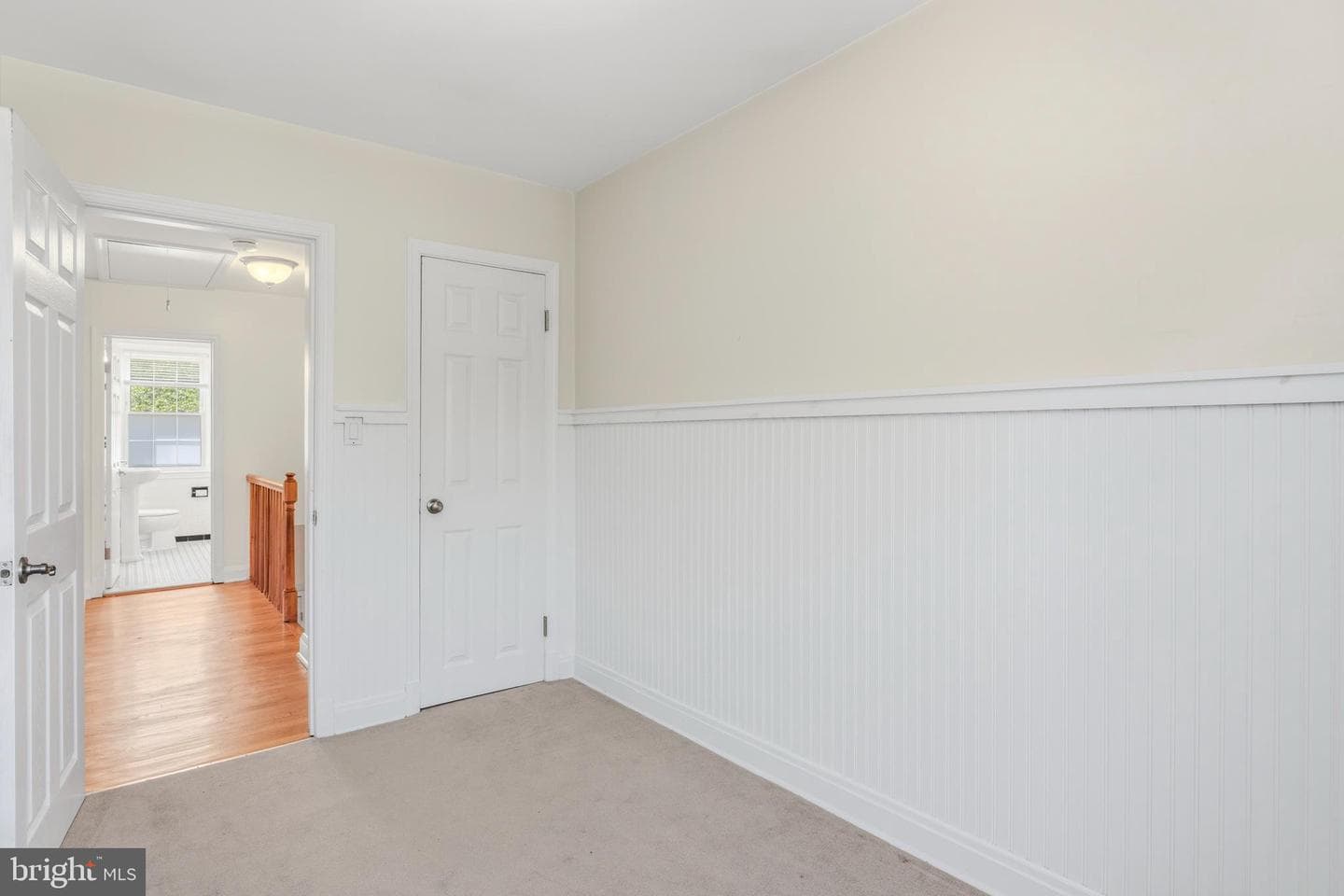 7037 Heathfield photo 20
