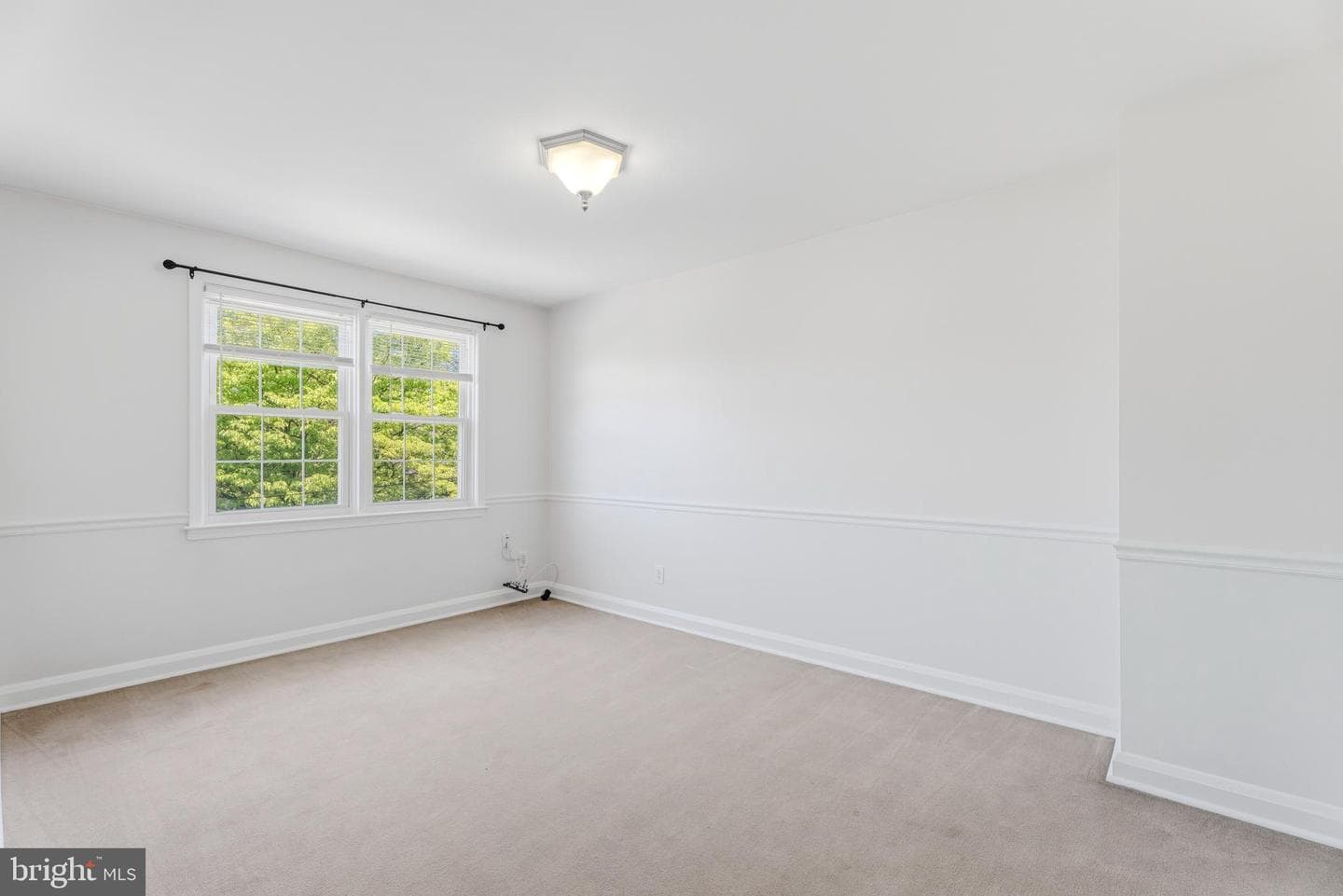 7037 Heathfield photo 24