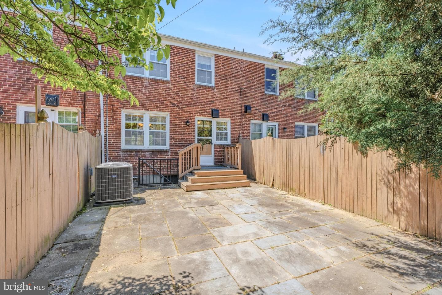 7037 Heathfield photo 38