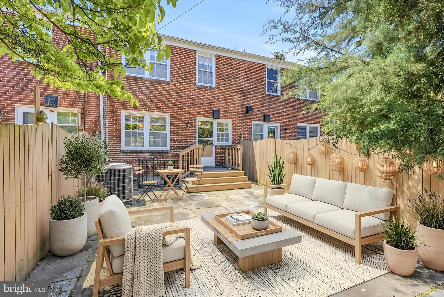 7037 Heathfield photo 39
