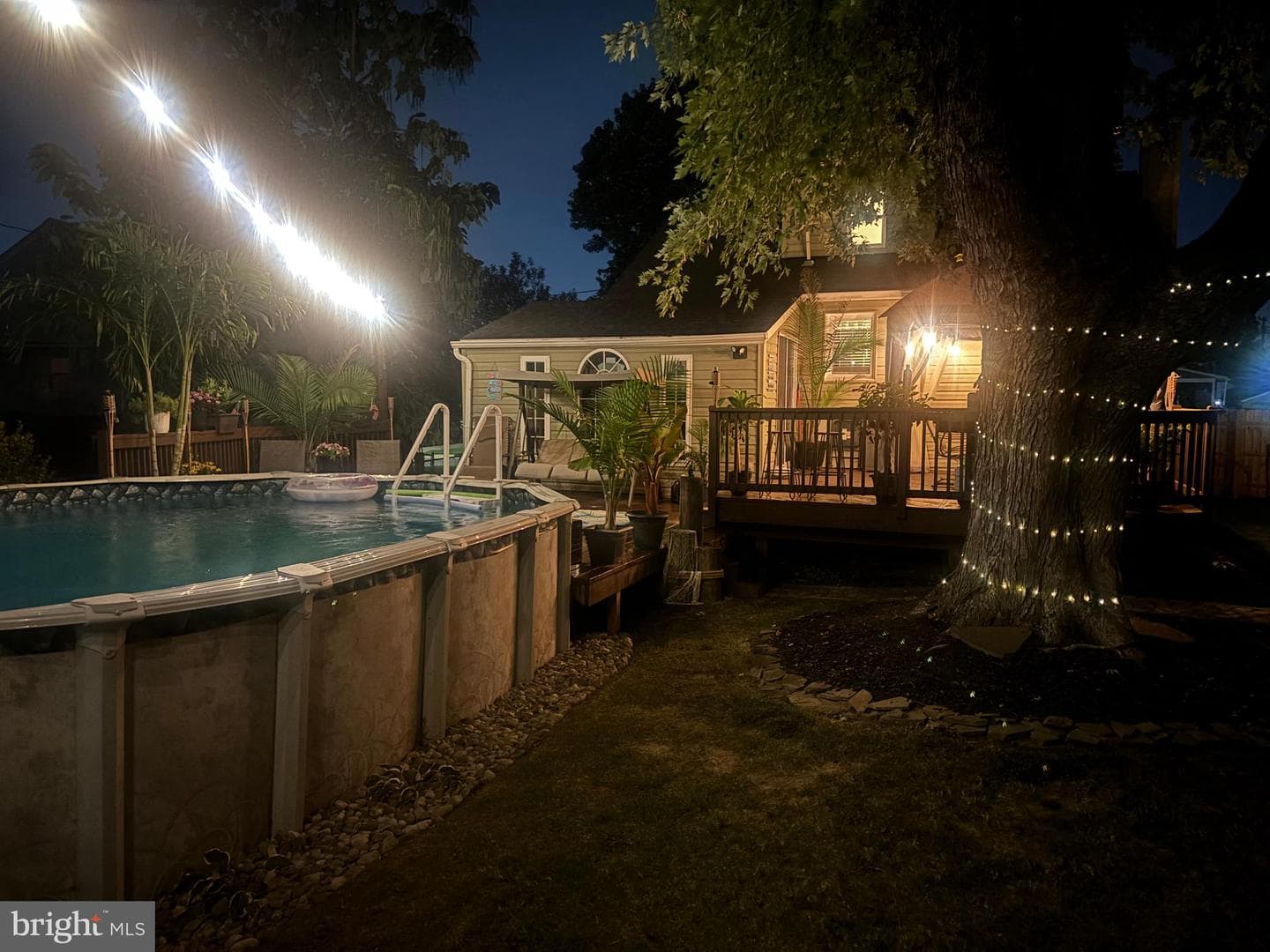 220 Pinewood Road photo 37