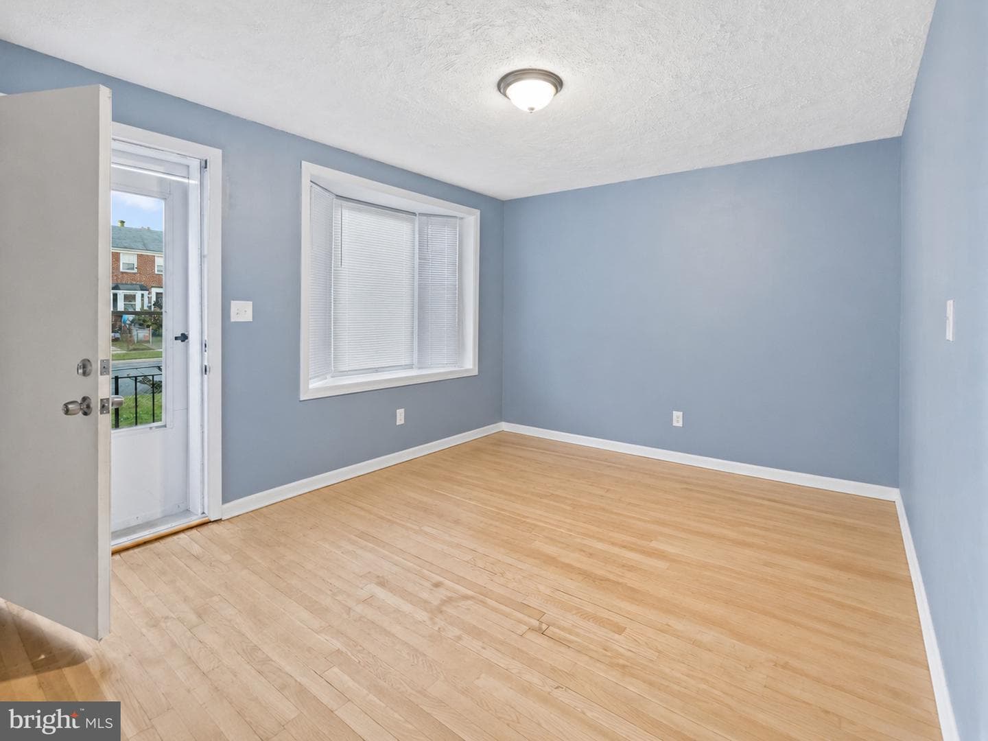 1943 Dineen Drive, Dundalk