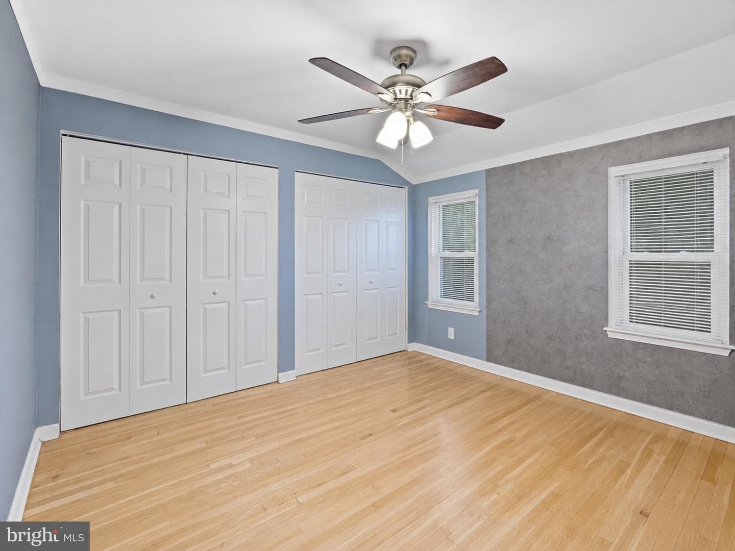 1943 Dineen Drive photo 12