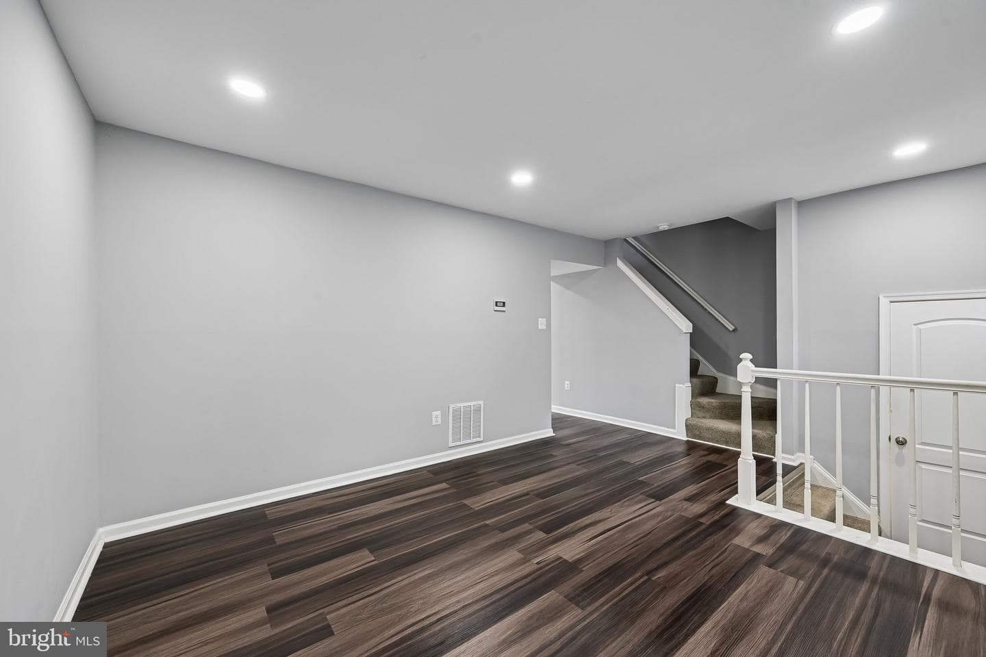 1614 Winding Brook Way photo 19