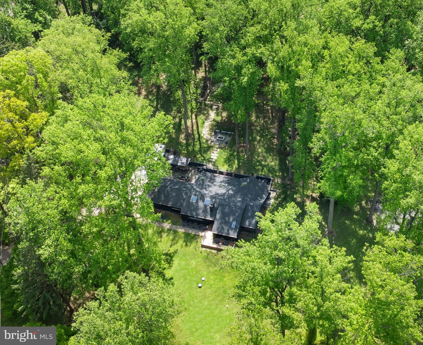 1403 Highview Drive photo 30