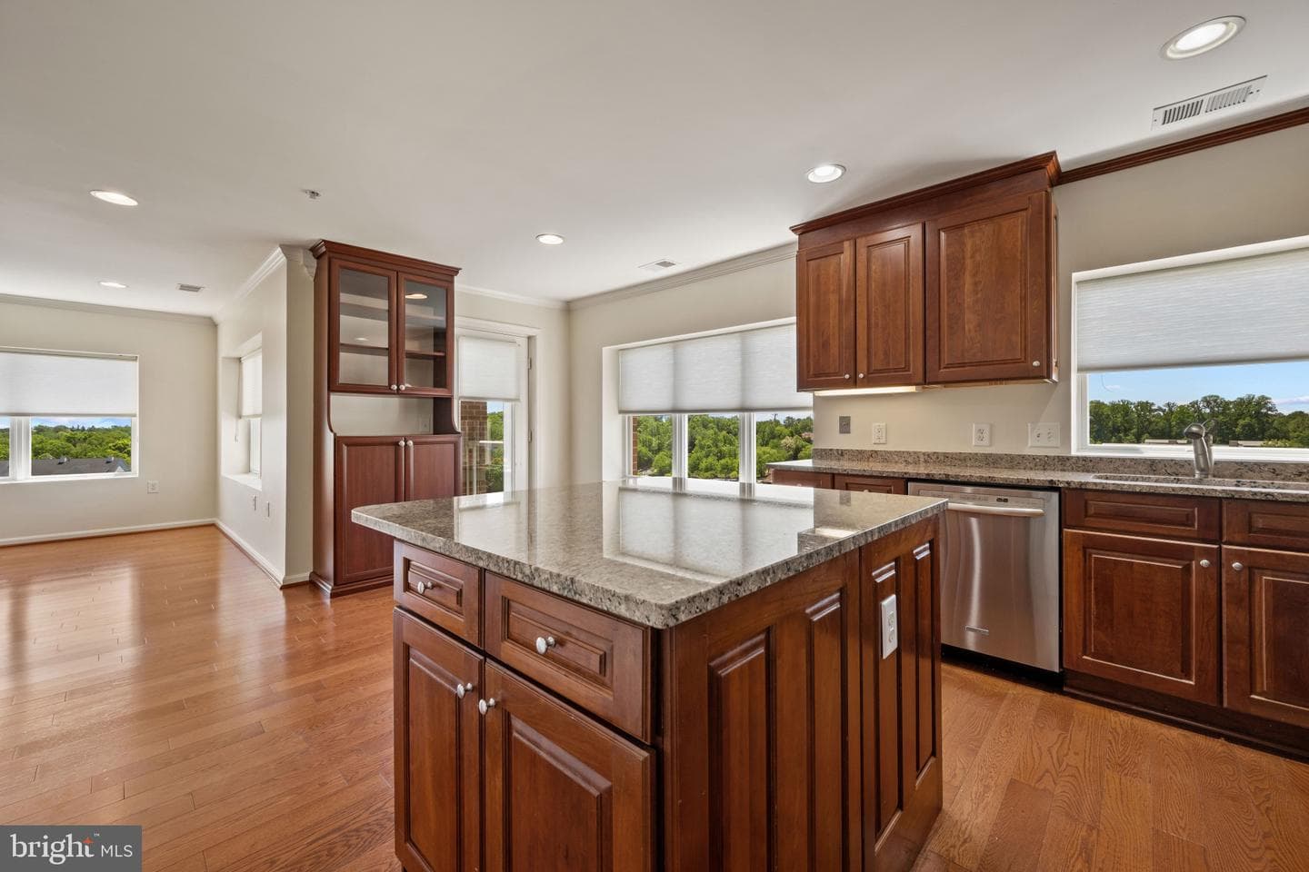 12236 Roundwood Road #703 photo 11