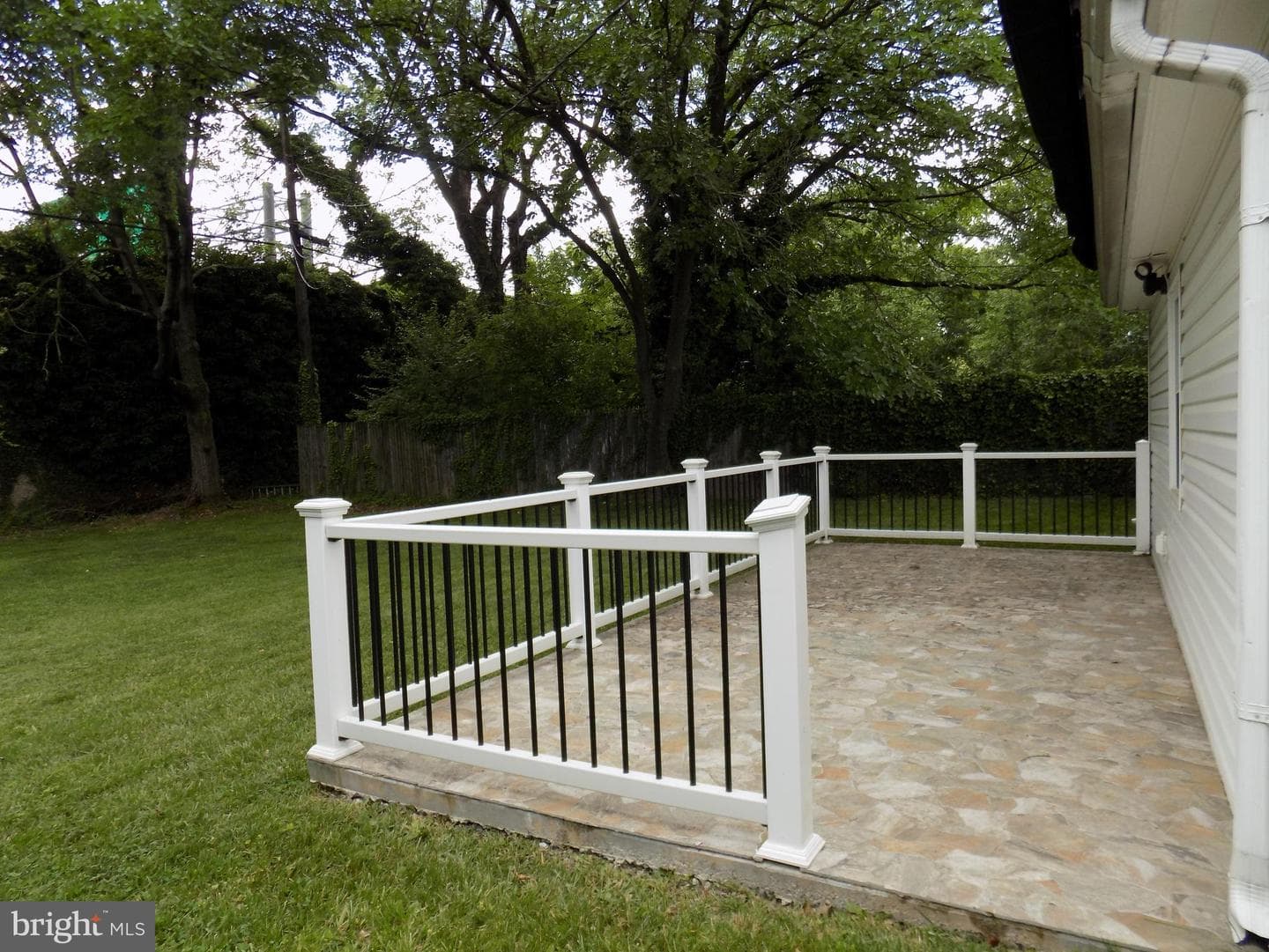 2431 Woodcroft Road photo 17