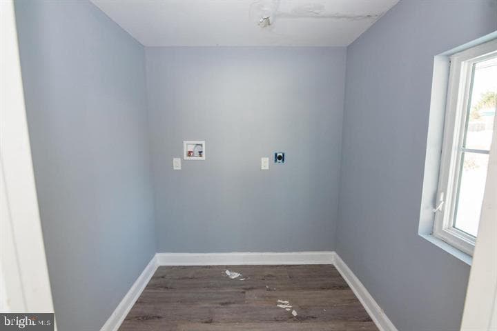 2900 Scherer Avenue photo 17