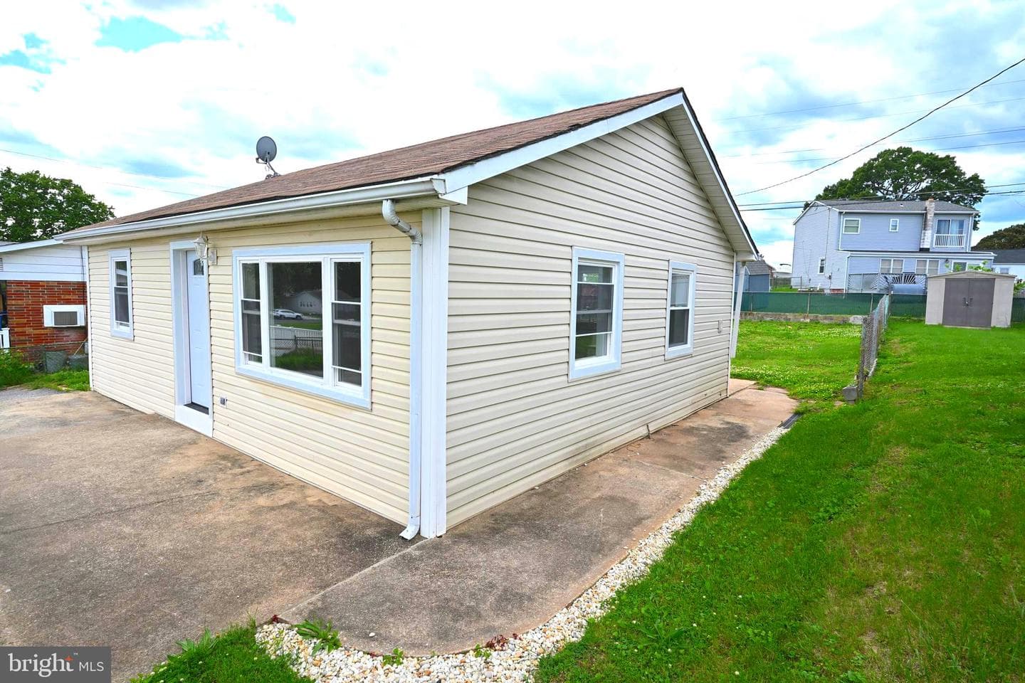 34 Compass Road photo 16