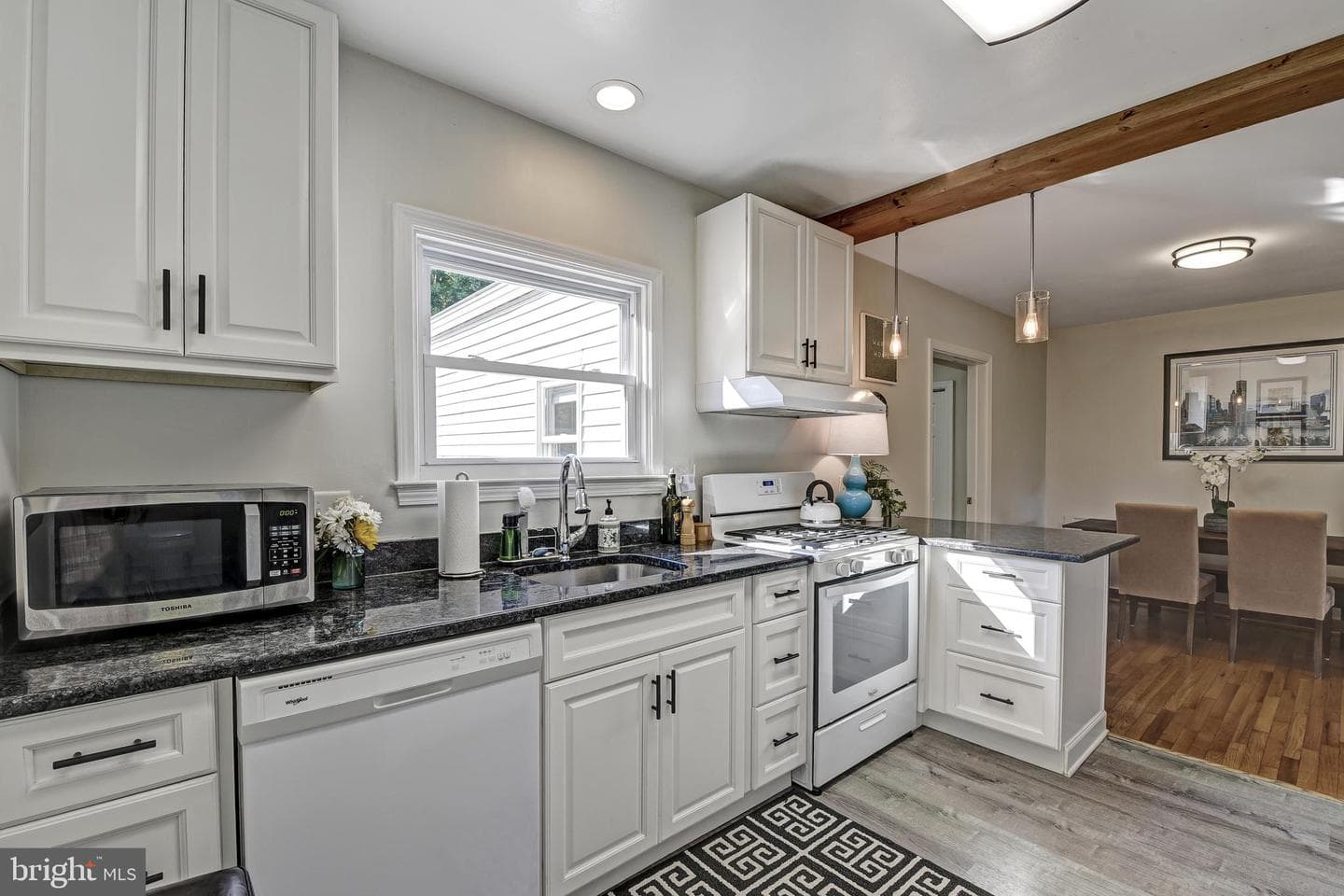 418 Range Road photo 11