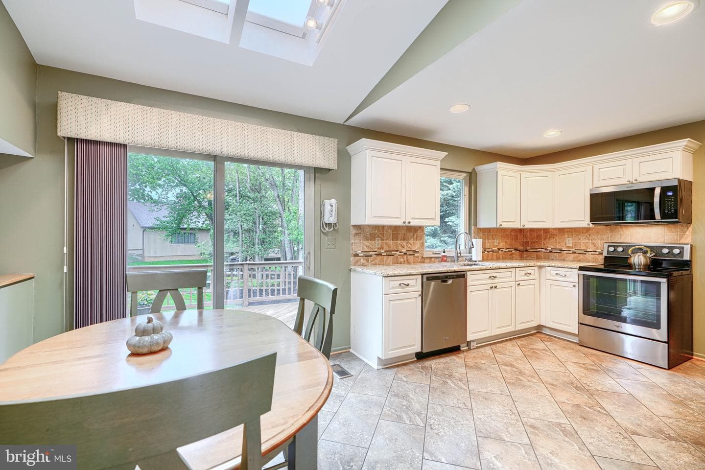 12121 Velvet Hill Drive photo 23