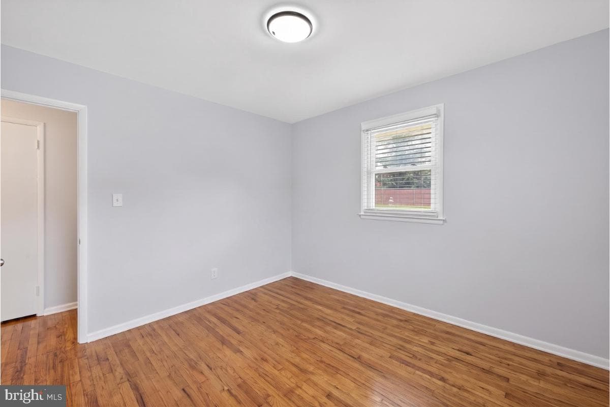 8521 Fieldway Drive photo 14