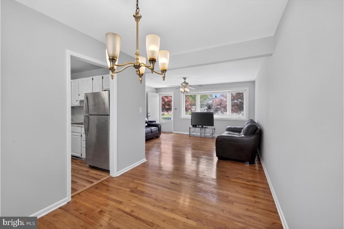 8521 Fieldway Drive photo 5