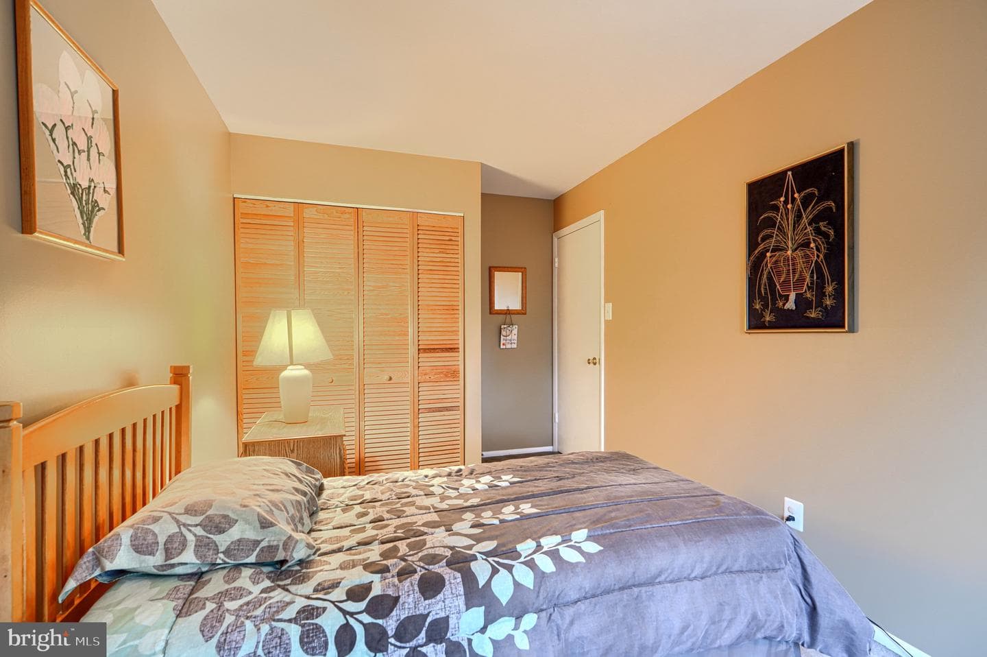 12 Sproul Court photo 34