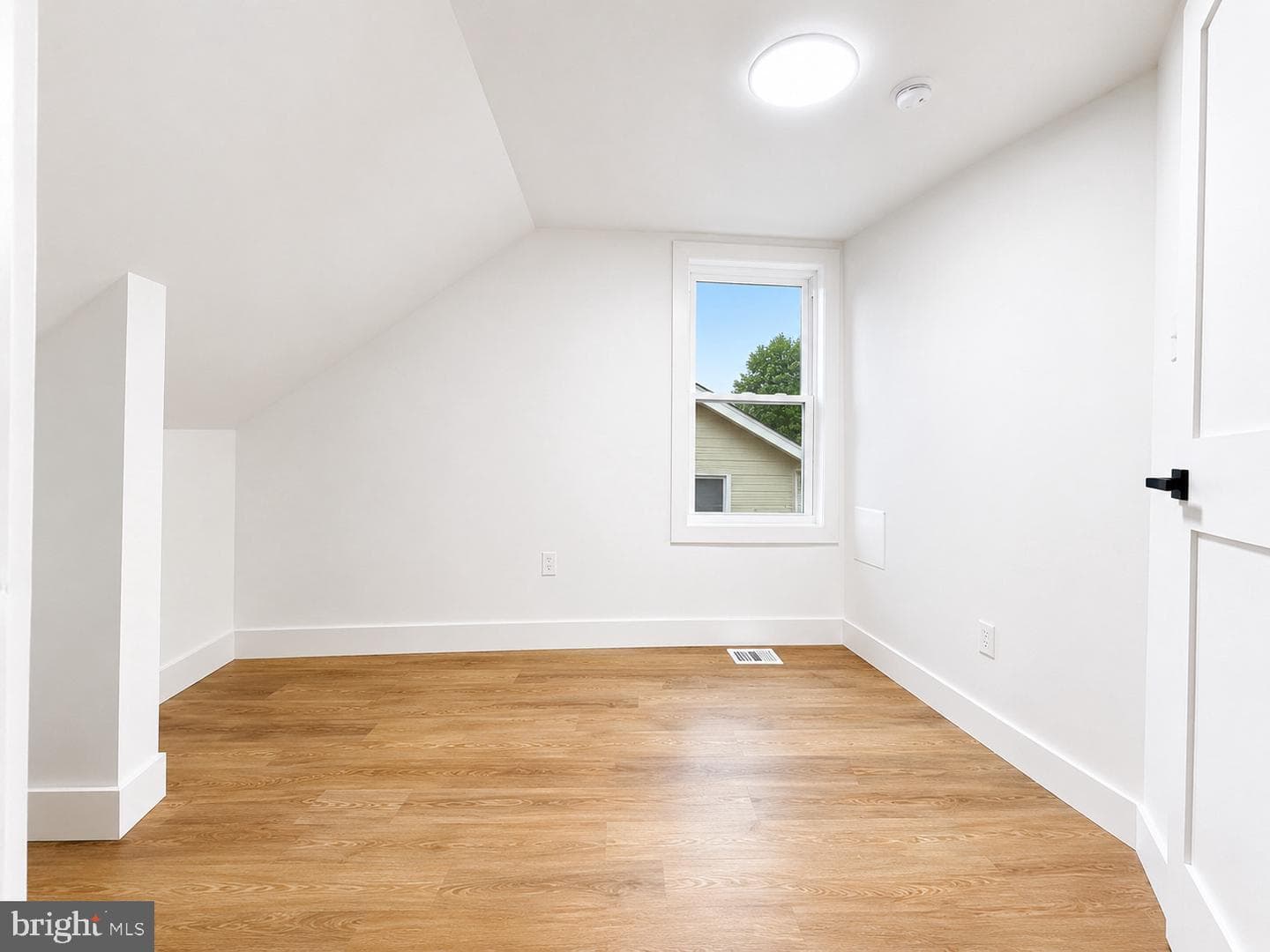 5528 Selma Avenue photo 13